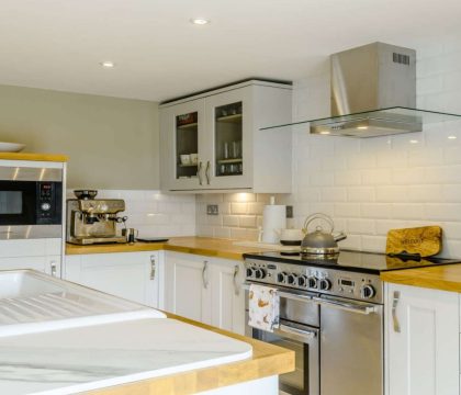 The Farmhouse Kitchen - StayCotswold