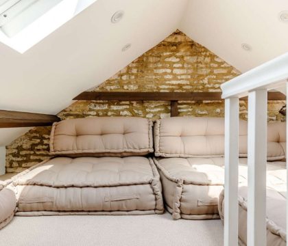 Shaven Cottage Double Bedroom - StayCotswold