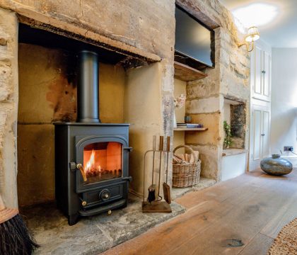 Wendle Cottage Fireplace - StayCotswold