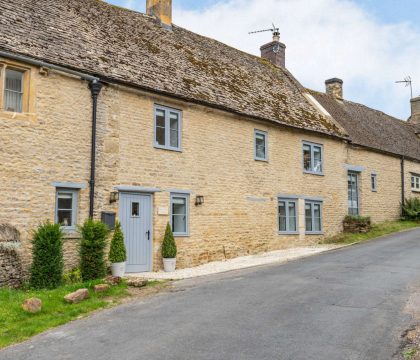Manor Farm Cottage - StayCotswold