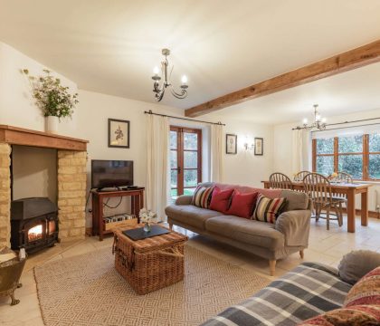 Tyte Cottage Living Room - StayCotswold