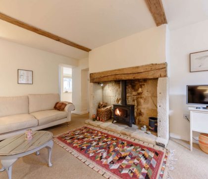 Star Cottage Sitting Room - StayCotswold