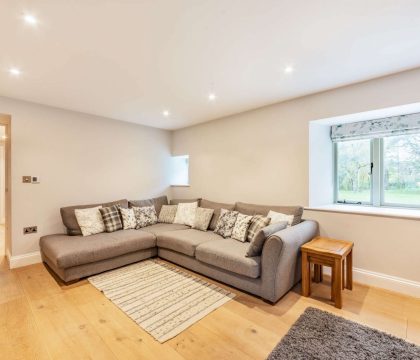 Honeystone Cottage Living Room - StayCotwold