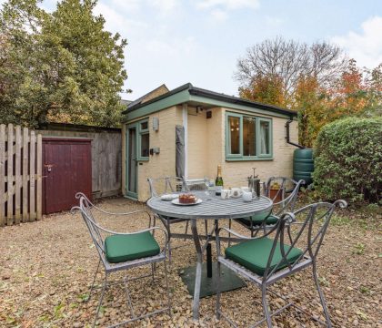 Cosy Corner Garden Table - StayCotswold