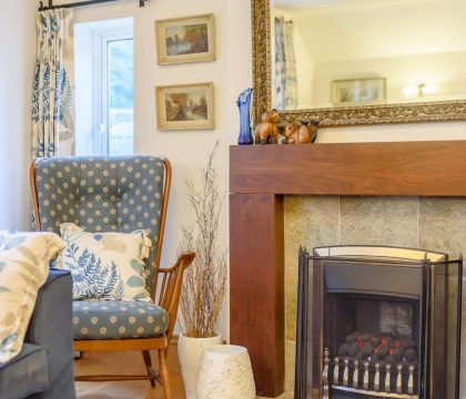 Rose Tree Cottage Living Room - StayCotswold