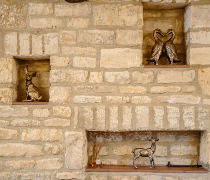 Grey Gables Barn Drawing Room - StayCotswold