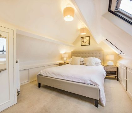 Heath Cottage Double Bed - StayCotswold