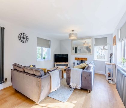 Hillcrest Cottage Living Room - StayCotswold