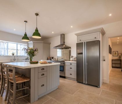 Ridge Barn Kitchen - StayCotswold