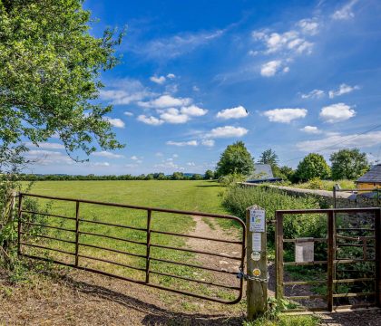 Burghfield Cottage Views - StayCotswold