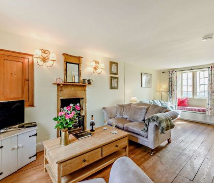 Lammas Cottage Living Room - StayCotswold
