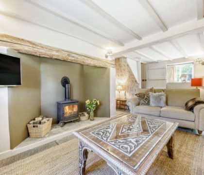 Cricket Cottage Living Room - StayCotswold
