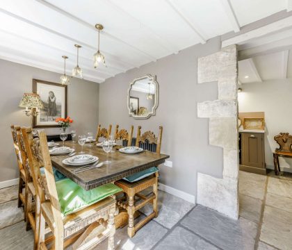 Cricket Cottage Dining Room - StayCotswold