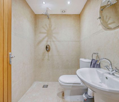 Windrush, Salford Wet Room - StayCotswold