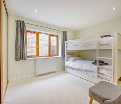 Windrush, Salford Bedroom 3 - StayCotswold