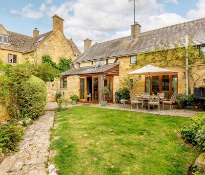 The Old Dairy Garden - StayCotswold