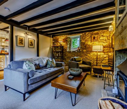 Honeysuckle Cottage Living Room, Blockley - StayCotswold
