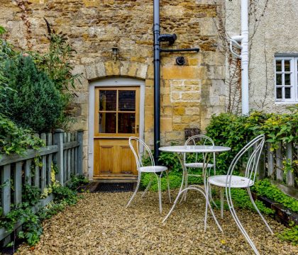 Honeysuckle Cottage, Blockley Courtyard - StayCotswold