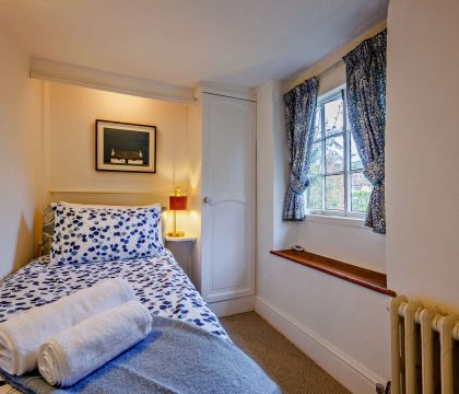 Honeysuckle Cottage, Blockley Bedroom 2 - StayCotswold