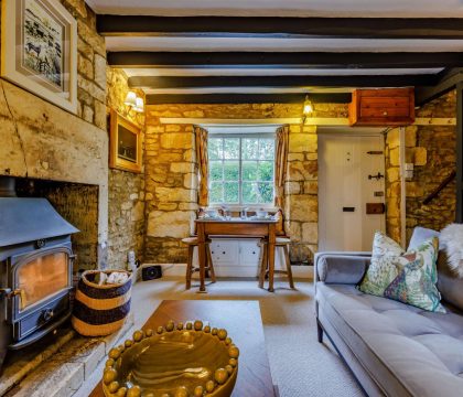 Honeysuckle Cottage Living Room, Blockley - StayCotswold