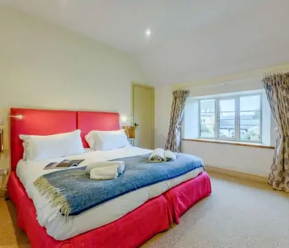 1 Manor Farm Cottage Master Bedroom - StayCotswold