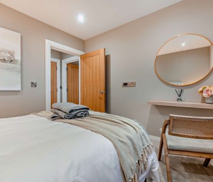 Riverview Second Bedroom - StayCotswold