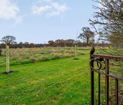 Coursehill Barn Annex Field - StayCotswold