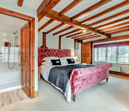 Manor House Bedroom 2 - StayCotswold