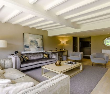 The Farmhouse Lounge Area - StayCotswold