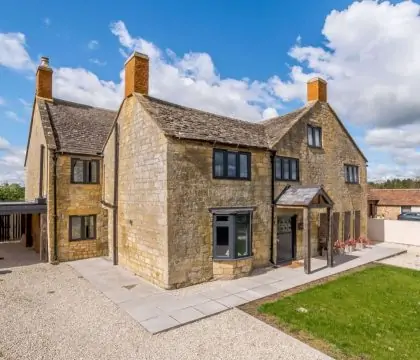 The Farmhouse - StayCotswold