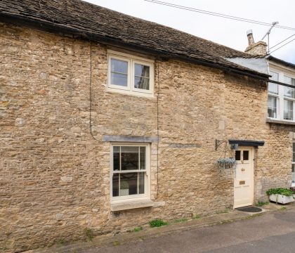 Lilly Bee Cottage - StayCotswold