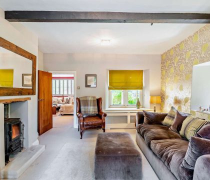 Pear Tree Cottage, The Oddingtons Family Room - StayCotswold