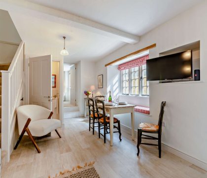 Lower Barn Dining Area - StayCotswold