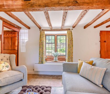 Glebe Cottage Family Room - StayCotswold