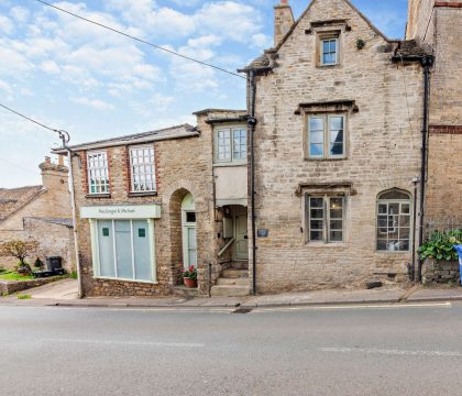 Elephant Cottage - StayCotswold