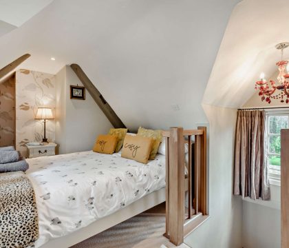 Top Cottage Bedroom 2 - StayCotswold