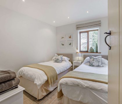 The Byres Bedroom 2 - StayCotswold