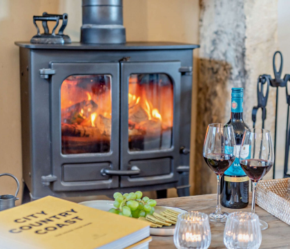 Rosewood Cottage Reception Room - StayCotswold