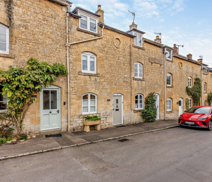 Rosewood Cottage - StayCotswold