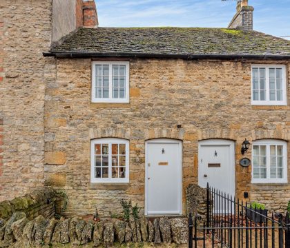 Little Cottage - StayCotswold