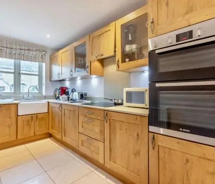 Callow Cottage Kitchen - StayCotswold