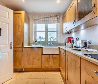 Callow Cottage Kitchen - StayCotswold