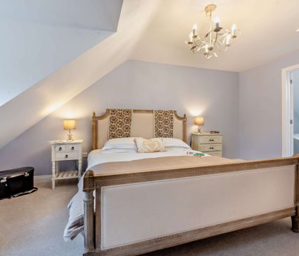 Callow Cottage Master Bedroom - StayCotswold