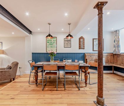 Chapel House Dining Area - StayCotswold