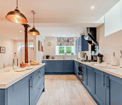 Chapel House Kitchen - StayCotswold