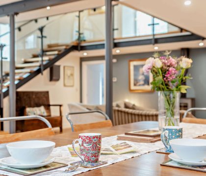 Chapel House Dining Area - StayCotswold