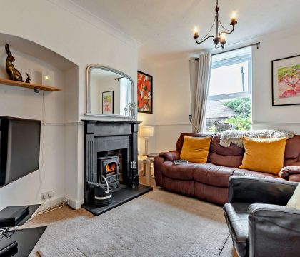 Tukes Cottage Sitting Room - StayCotswold