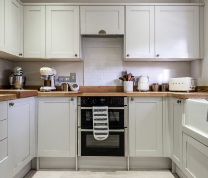 Norton Cottage Kitchen - StayCotswold