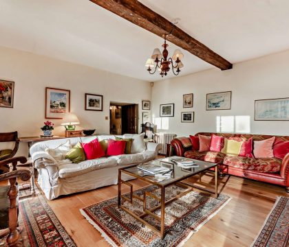 The Court House Sitting Room - StayCotswold