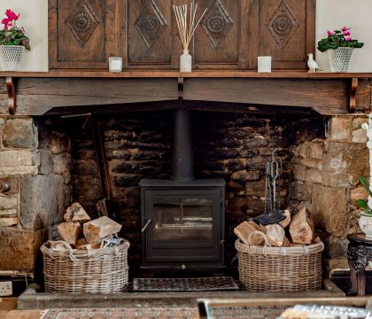 The Court House Sitting Room - StayCotswold